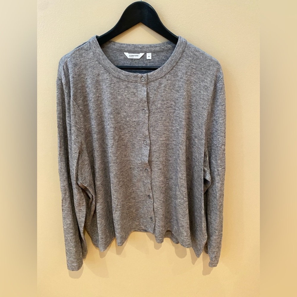 Reitmans Signature Gray Knit Top